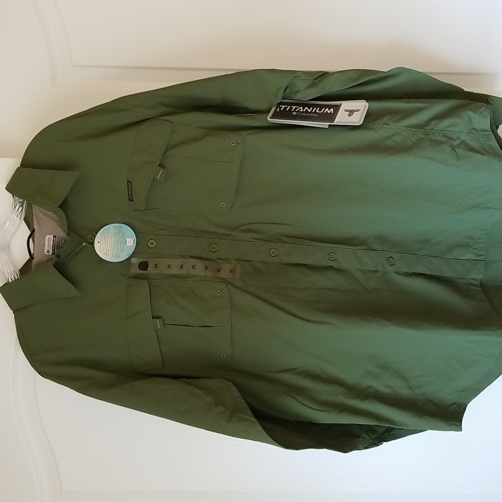 Columbia Men's Titanium button down